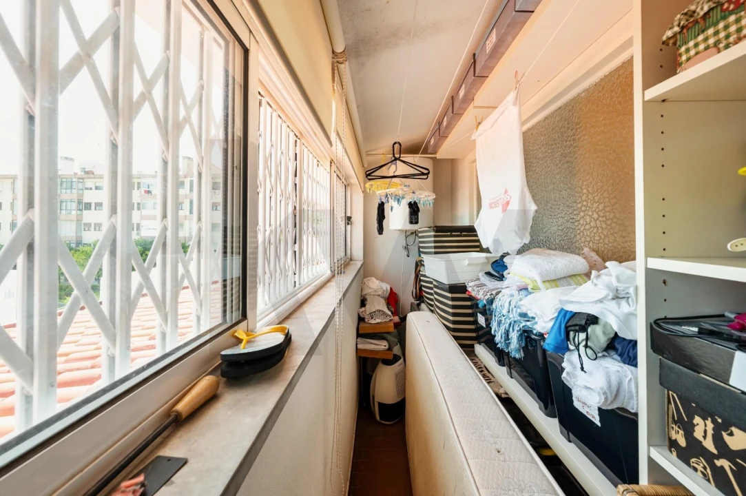 Apartamento T3 para Venda em Alfragide Foto 48