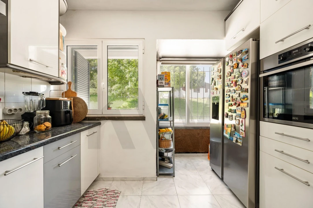 Apartamento T3 para Venda em Alfragide Foto 22