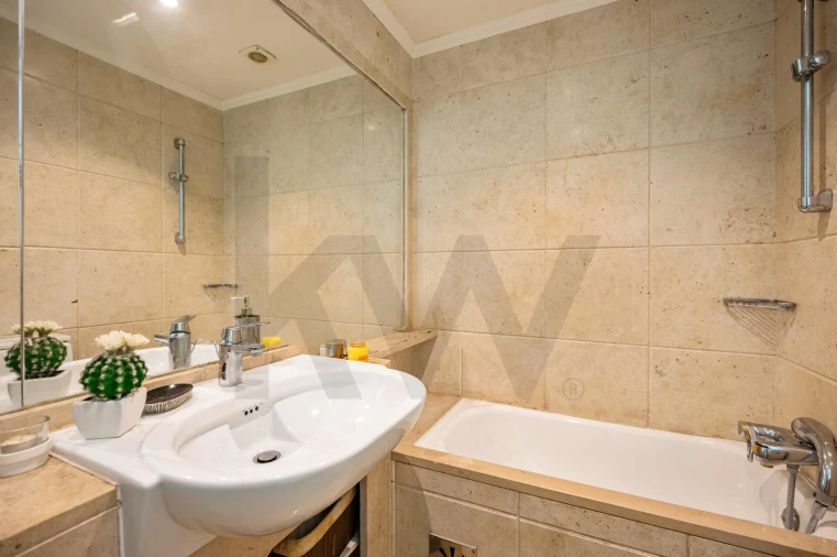 Apartamento T3 para Venda em Alfragide Foto 36