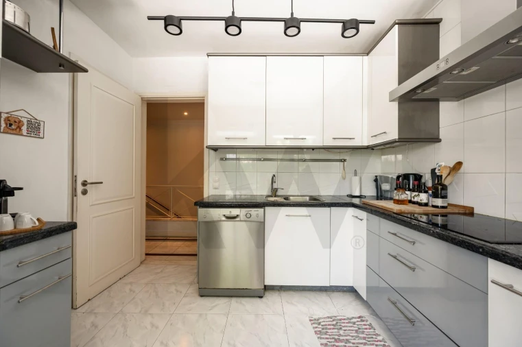 Apartamento T3 para Venda em Alfragide Foto 28