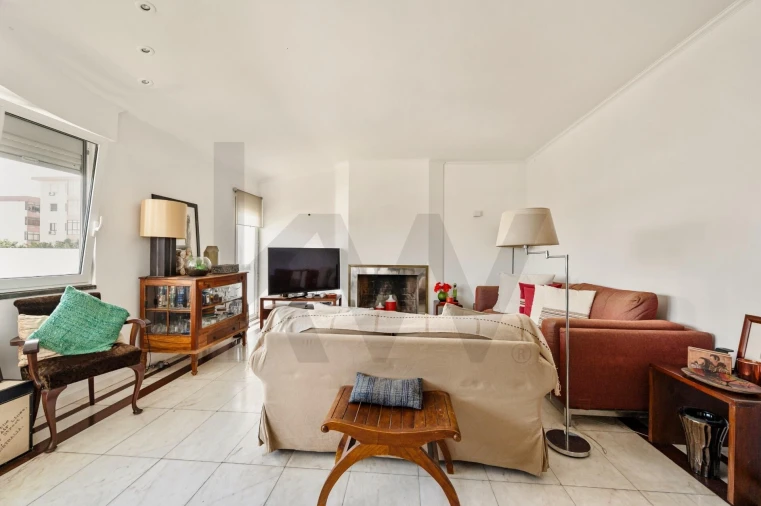 Apartamento T3 para Venda em Alfragide Foto 19