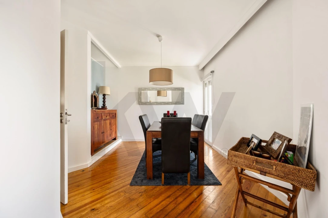 Apartamento T3 para Venda em Alfragide Foto 11