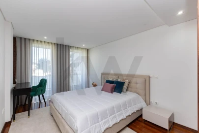 Apartamento T2 para Venda em Canelas