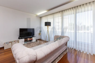Apartamento T2 para Venda em Canelas