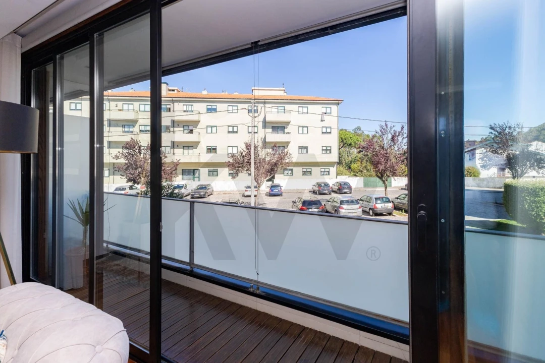 Apartamento T2 para Venda em Canelas Foto 9