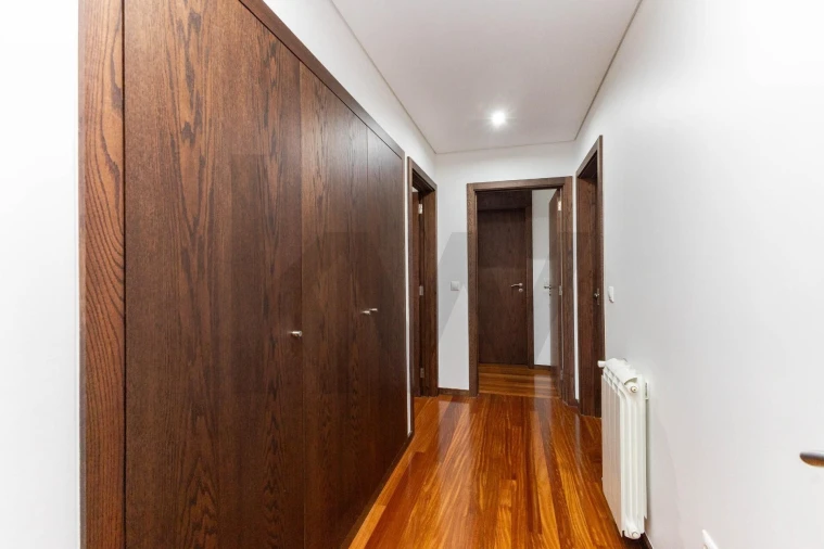 Apartamento T2 para Venda em Canelas Foto 21