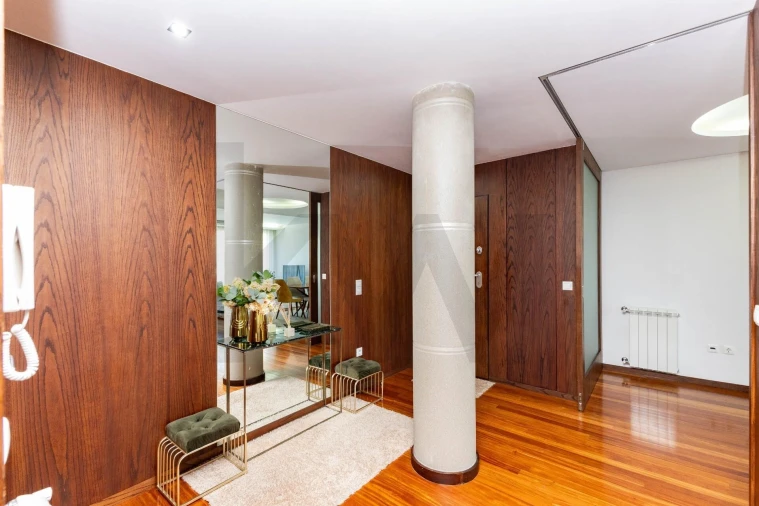 Apartamento T2 para Venda em Canelas Foto 17