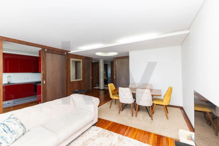 Apartamento T2 para Venda em Canelas Foto 5