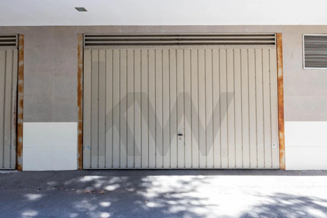 Apartamento T2 para Venda em Canelas Foto 30