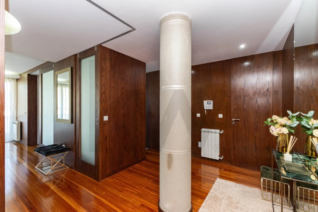 Apartamento T2 para Venda em Canelas Foto 19