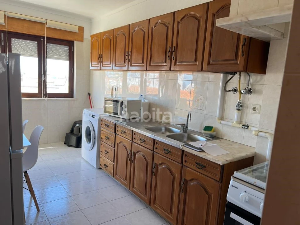 Apartamento T2 para Arrendamento em Sines Foto 7