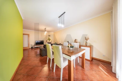 Apartamento T3 para Venda em Ferreiros e Gondizalves