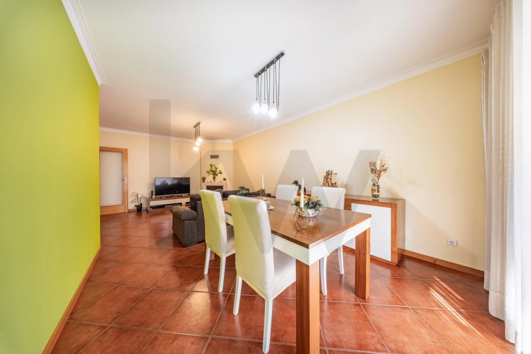 Apartamento T3 para Venda em Ferreiros e Gondizalves Foto 12