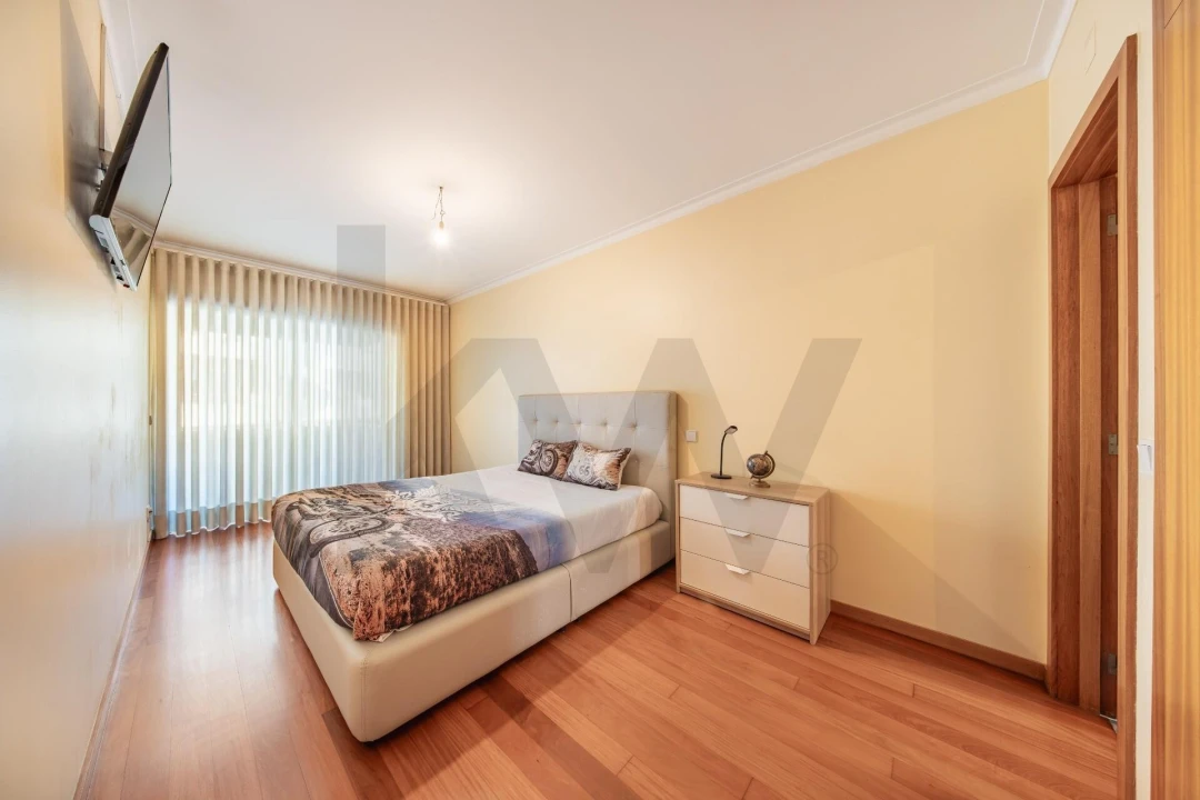 Apartamento T3 para Venda em Ferreiros e Gondizalves Foto 4