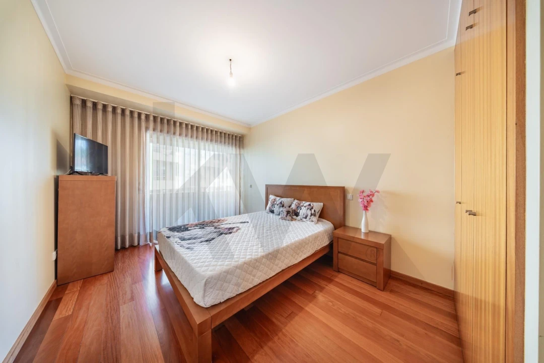 Apartamento T3 para Venda em Ferreiros e Gondizalves Foto 14