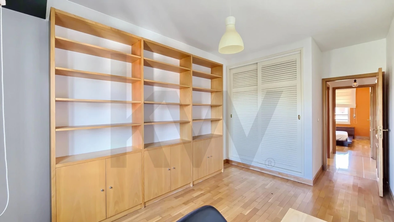 Apartamento T3 para Arrendamento em Glória e Vera Cruz Foto 37