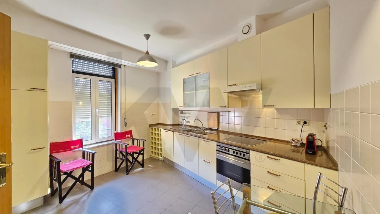 Apartamento T3 para Arrendamento em Glória e Vera Cruz Foto 11