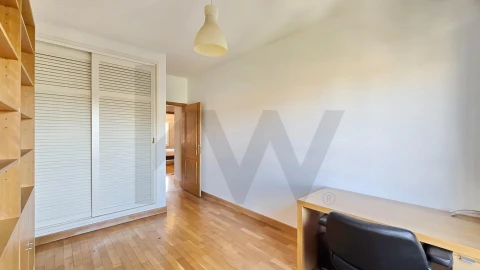 Apartamento T3 para Arrendamento em Glória e Vera Cruz