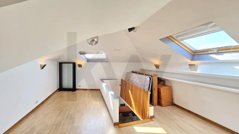 Apartamento T3 para Arrendamento em Glória e Vera Cruz