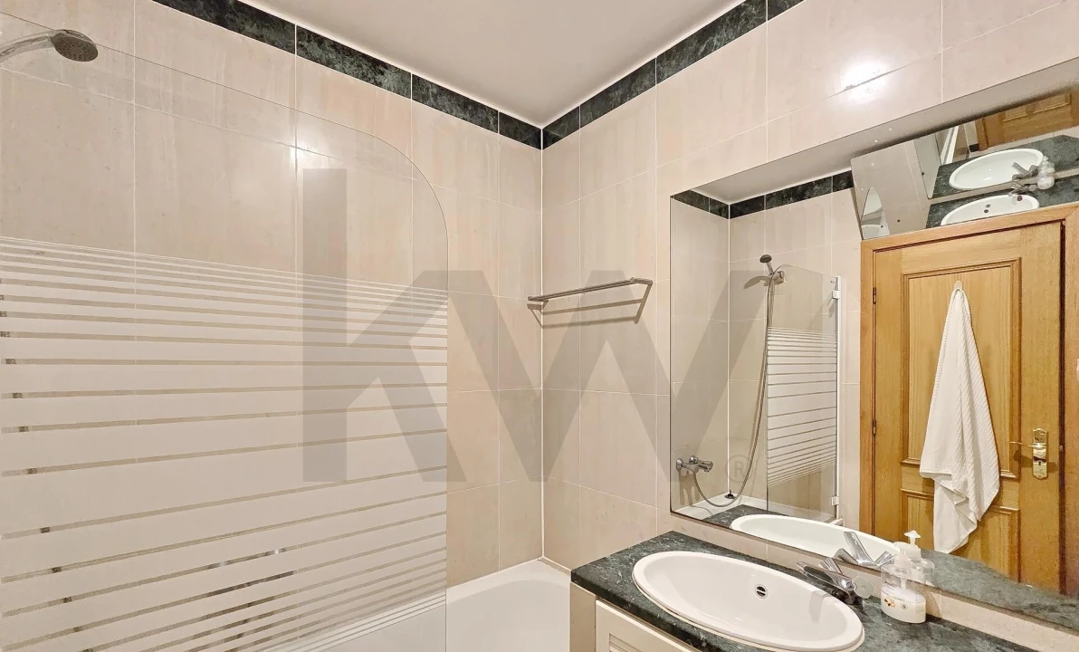 Apartamento T3 para Arrendamento em Glória e Vera Cruz Foto 38