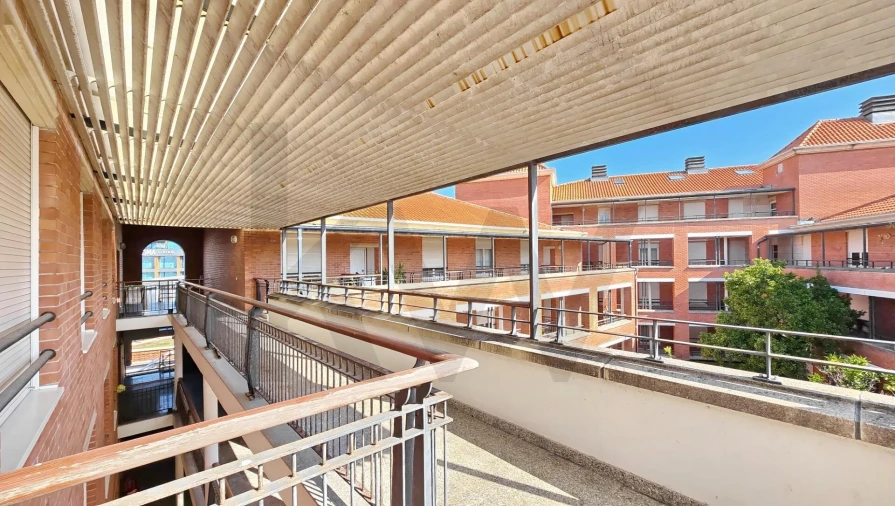 Apartamento T3 para Arrendamento em Glória e Vera Cruz Foto 53