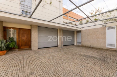 Moradia T5 para Venda em Braga (Maximinos, Sé e Cividade)