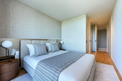 Apartamento T4 para Venda em Canidelo