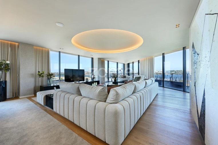 Apartamento T4 para Venda em Canidelo Foto 14