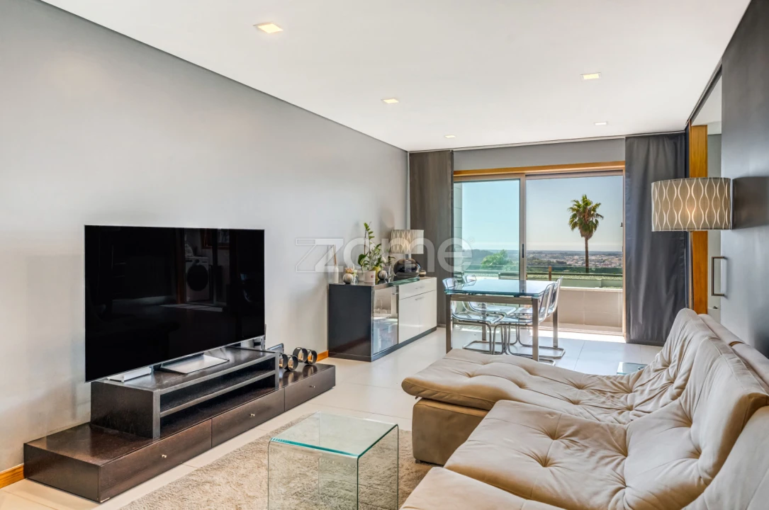 Apartamento T2 para Venda em Escapães Foto 2