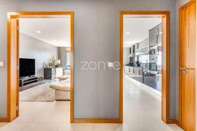 Apartamento T2 para Venda em Escapães