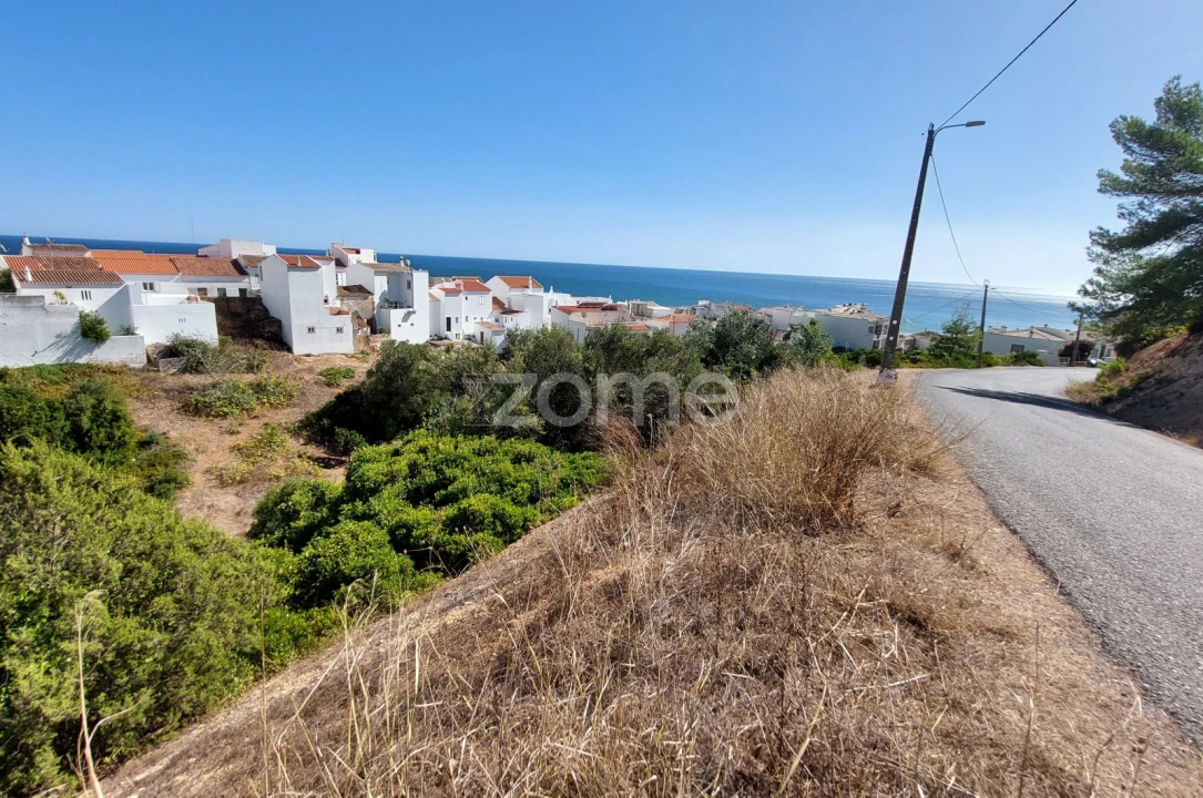 Terreno para Venda em Budens Foto 18