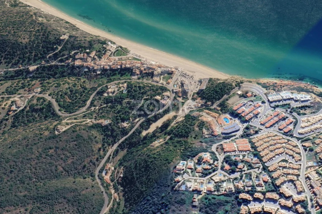 Terreno para Venda em Budens Foto 17