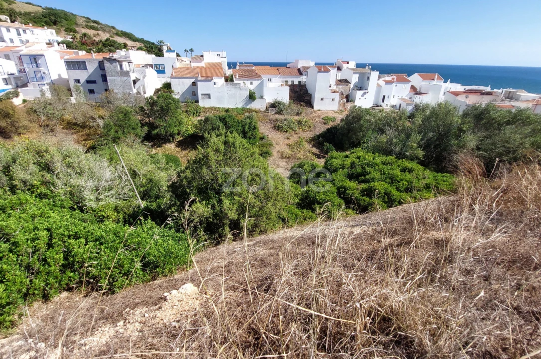 Terreno para Venda em Budens Foto 10