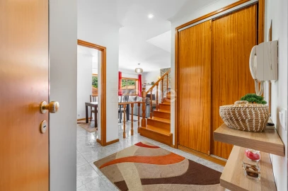 Apartamento T2 para Venda em Mafamude e Vilar do Paraíso
