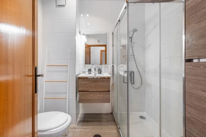 Apartamento T2 para Venda em Mafamude e Vilar do Paraíso
