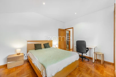 Apartamento T2 para Venda em Mafamude e Vilar do Paraíso