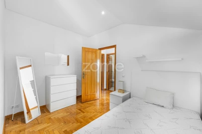 Apartamento T2 para Venda em Mafamude e Vilar do Paraíso