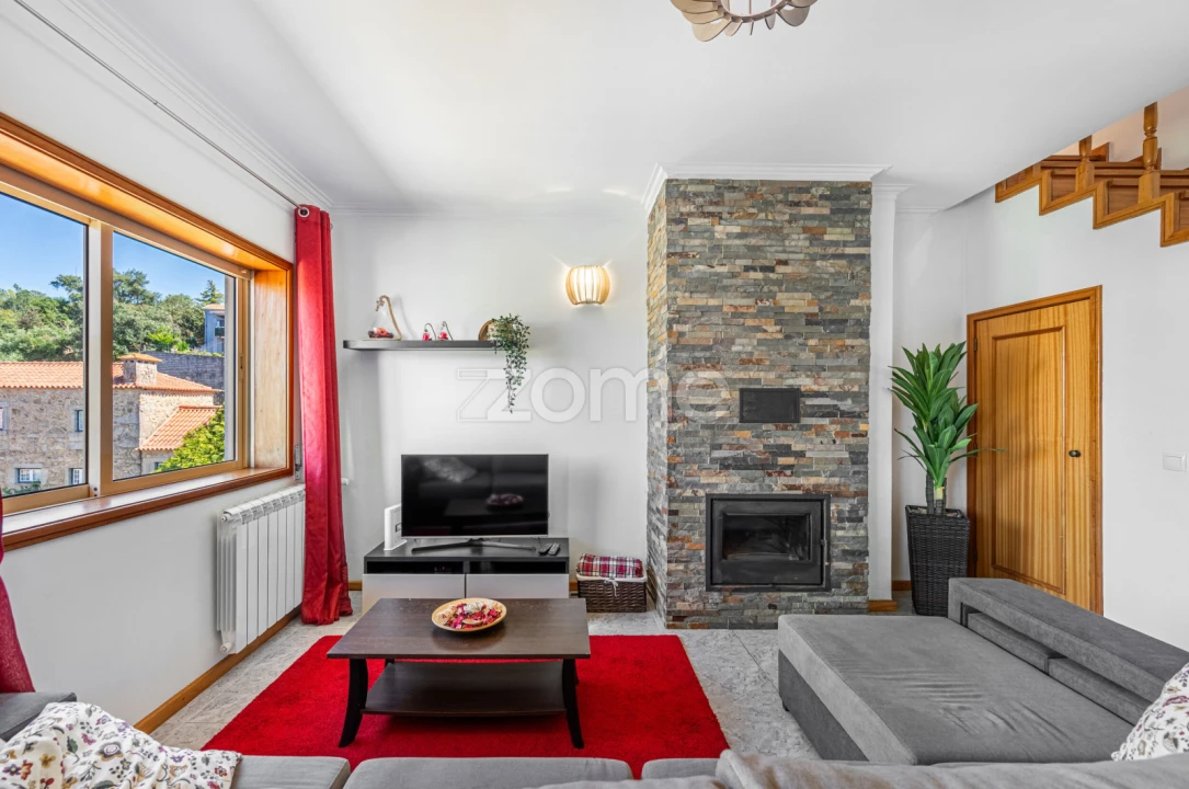 Apartamento T2 para Venda em Mafamude e Vilar do Paraíso Foto 17