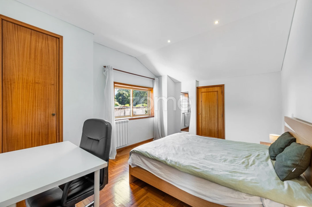 Apartamento T2 para Venda em Mafamude e Vilar do Paraíso Foto 23