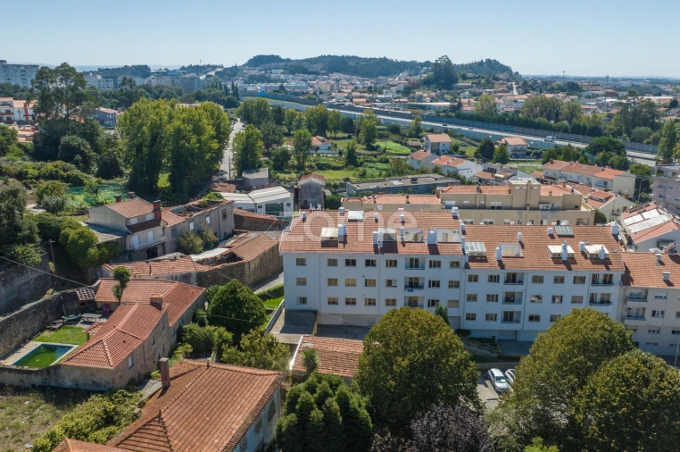 Apartamento T2 para Venda em Mafamude e Vilar do Paraíso Foto 3