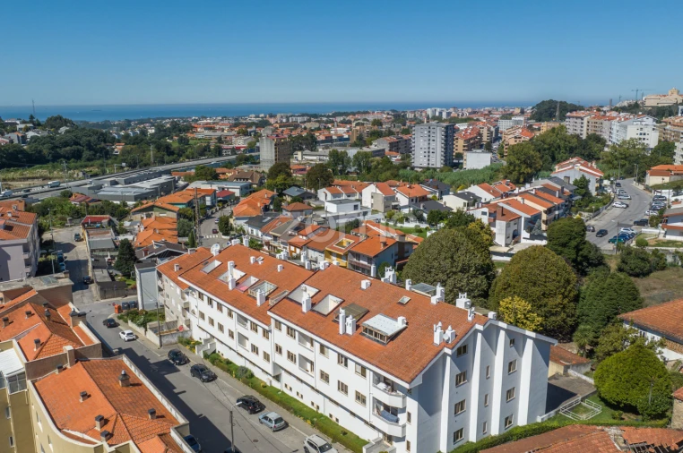 Apartamento T2 para Venda em Mafamude e Vilar do Paraíso Foto 5