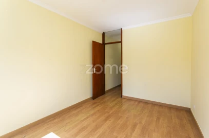 Apartamento T3 para Venda em Lordelo do Ouro e Massarelos