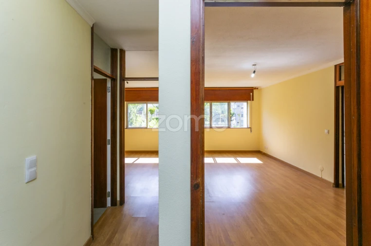 Apartamento T3 para Venda em Lordelo do Ouro e Massarelos Foto 8