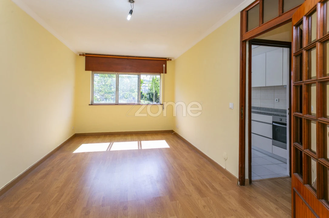 Apartamento T3 para Venda em Lordelo do Ouro e Massarelos Foto 9