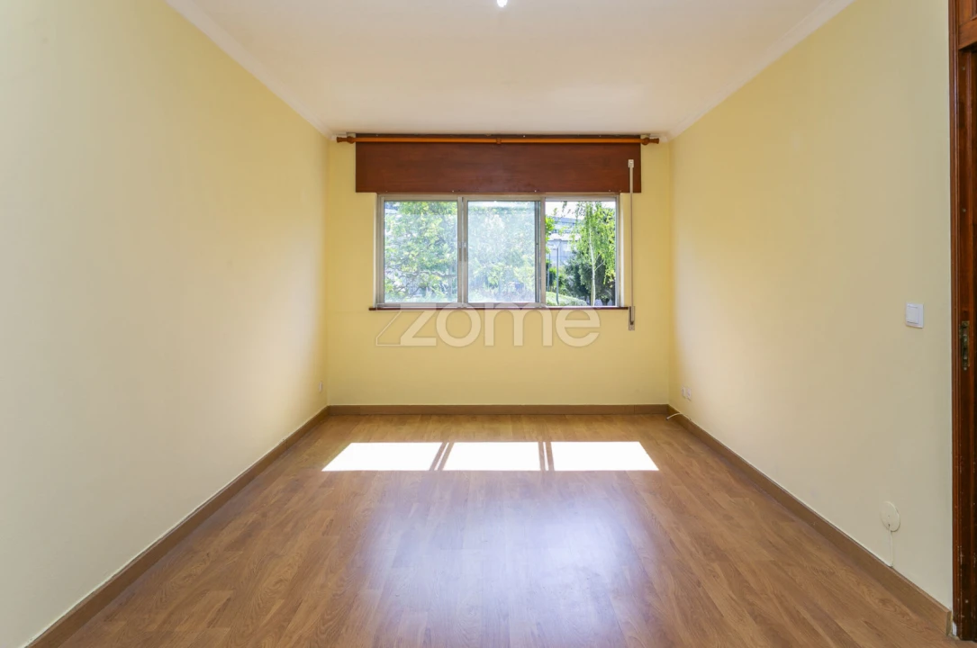 Apartamento T3 para Venda em Lordelo do Ouro e Massarelos Foto 7