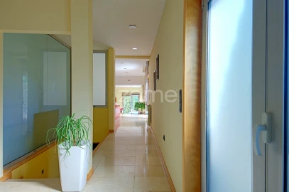 Moradia T4 para Venda em Folhadela