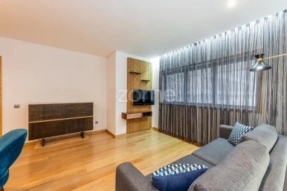 Apartamento T1 para Arrendamento em Grijó e Sermonde
