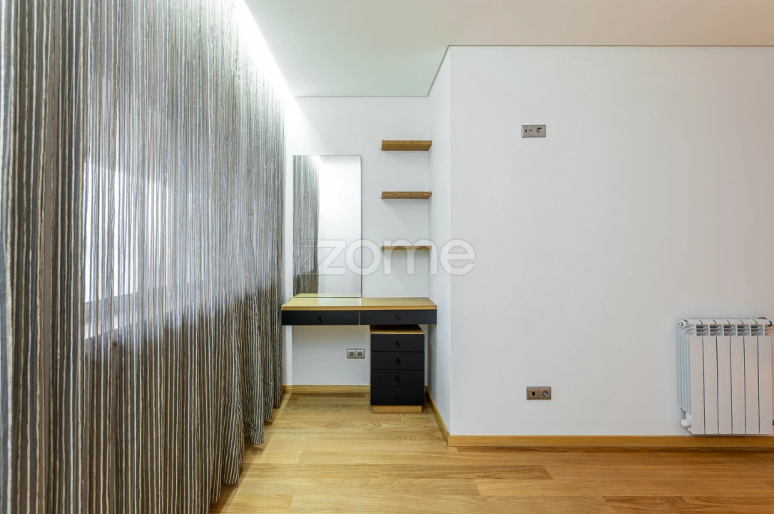 Apartamento T1 para Arrendamento em Grijó e Sermonde Foto 16