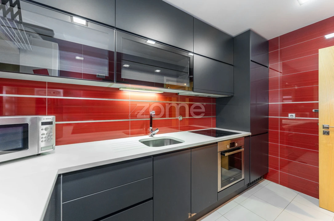 Apartamento T1 para Arrendamento em Grijó e Sermonde Foto 23