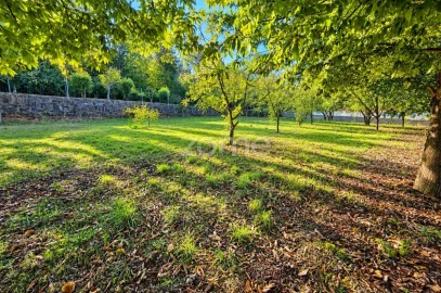 Terreno para Venda em Santo Tirso, Couto (Santa Cristina e São Miguel) e Burgães